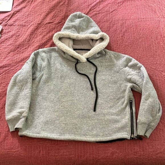 Dylan xl Heather Gray Cropped fleece lined Sweater with Hood and side zips - Picture 1 of 15